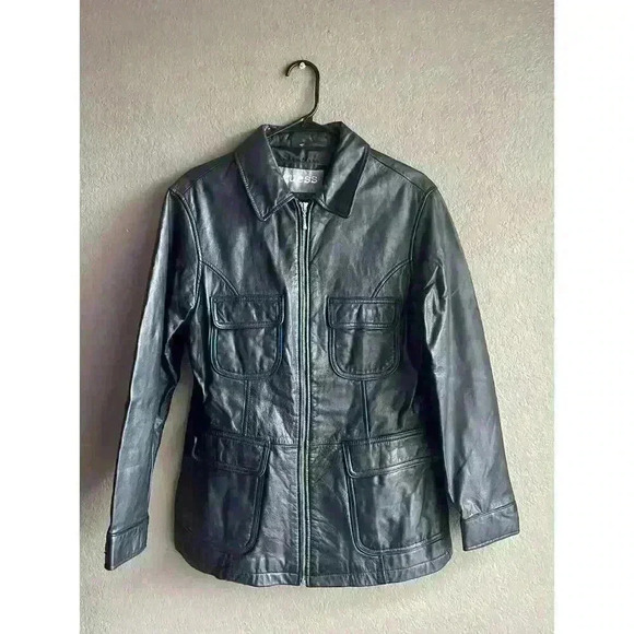 Women's GUESS Black Real Leather Jacket Motorcycle Winter Coat Size M EUC - Picture 1 of 8